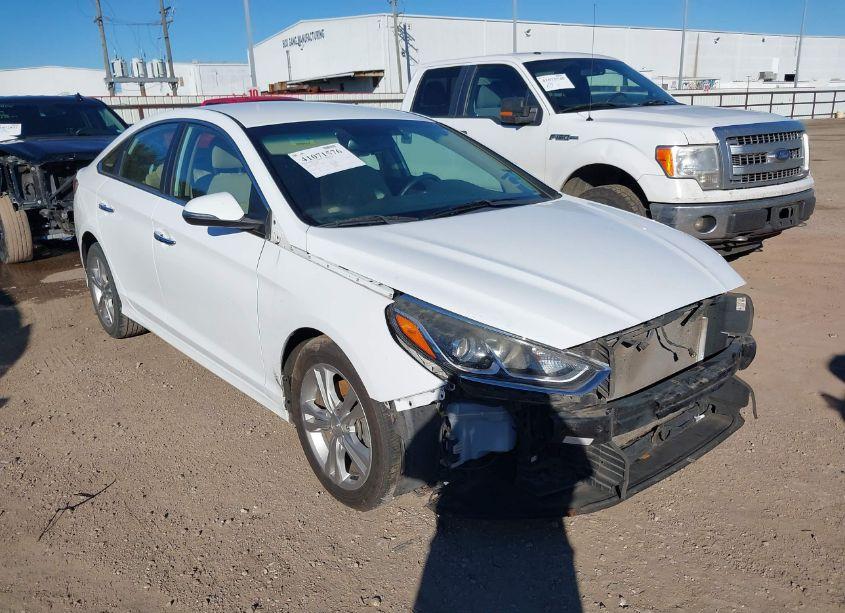 2018 Hyundai Sonata SEL (VIN 5NPE34AF8JH676725) main photo