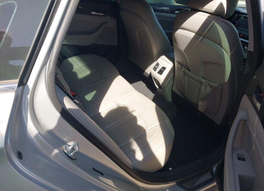 Photo 8 of 2018 Hyundai Sonata LIMITED (VIN 5NPE34AF8JH696120)