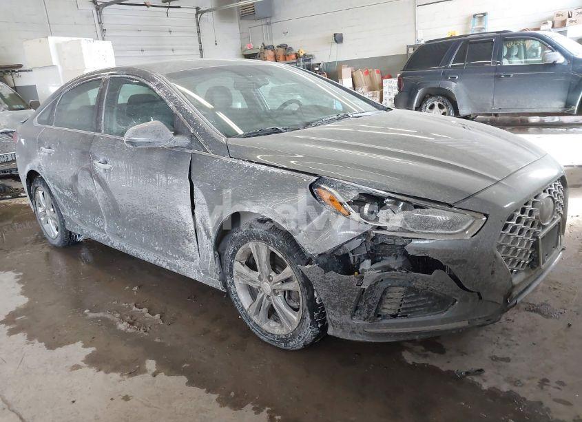 2018 Hyundai Sonata SEL+ (VIN 5NPE34AF8JH725731) main photo