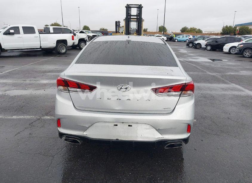 Photo 16 of 2019 Hyundai Sonata LIMITED/SEL/SPORT (VIN 5NPE34AF8KH731899)