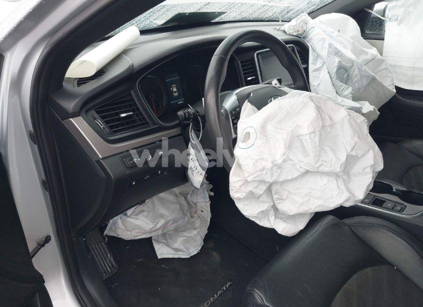 Photo 18 of 2019 Hyundai Sonata LIMITED/SEL/SPORT (VIN 5NPE34AF8KH731899)