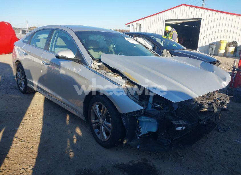 2019 Hyundai Sonata SEL (VIN 5NPE34AF8KH740294) main photo