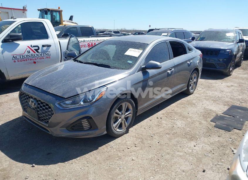 Photo 2 of 2019 Hyundai Sonata SEL (VIN 5NPE34AF8KH751764)