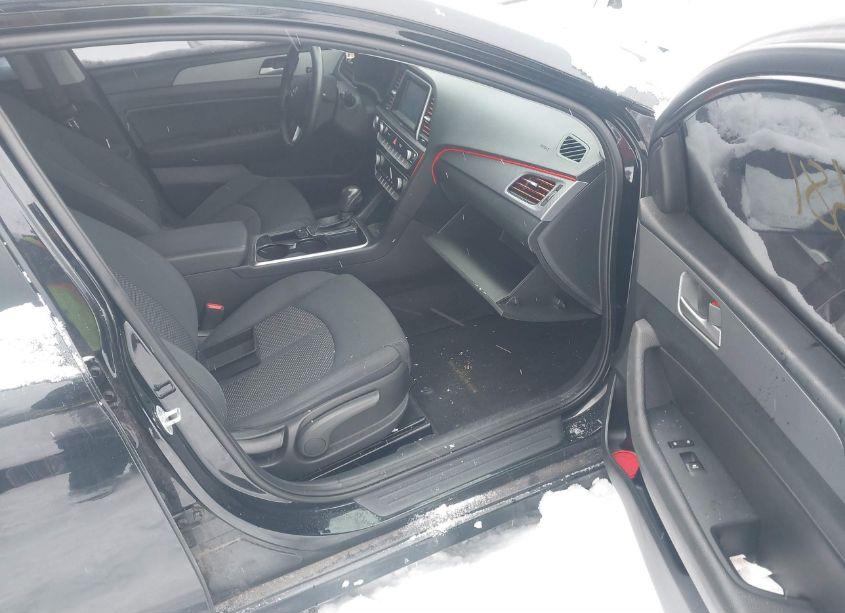 Photo 5 of 2019 Hyundai Sonata SEL (VIN 5NPE34AF8KH762053)