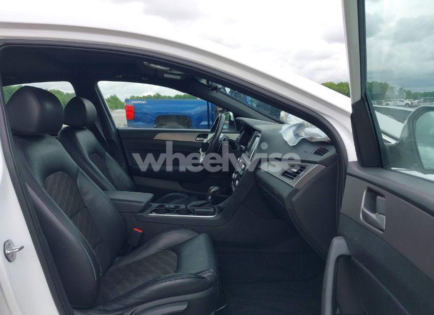 Photo 5 of 2019 Hyundai Sonata SPORT (VIN 5NPE34AF8KH816113)