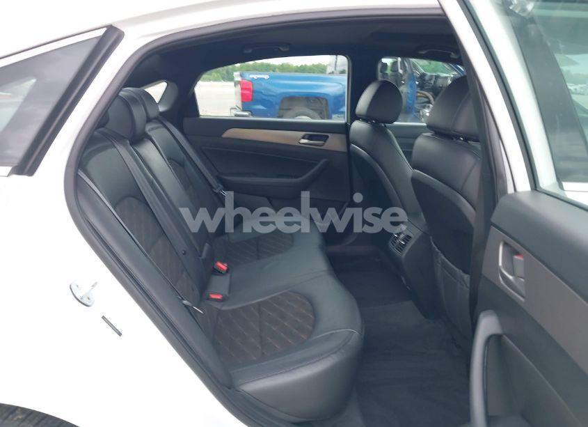 Photo 8 of 2019 Hyundai Sonata SPORT (VIN 5NPE34AF8KH816113)