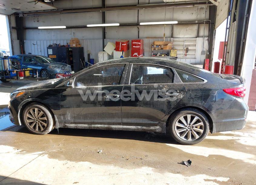 Photo 14 of 2015 Hyundai Sonata SPORT (VIN 5NPE34AF9FH022467)
