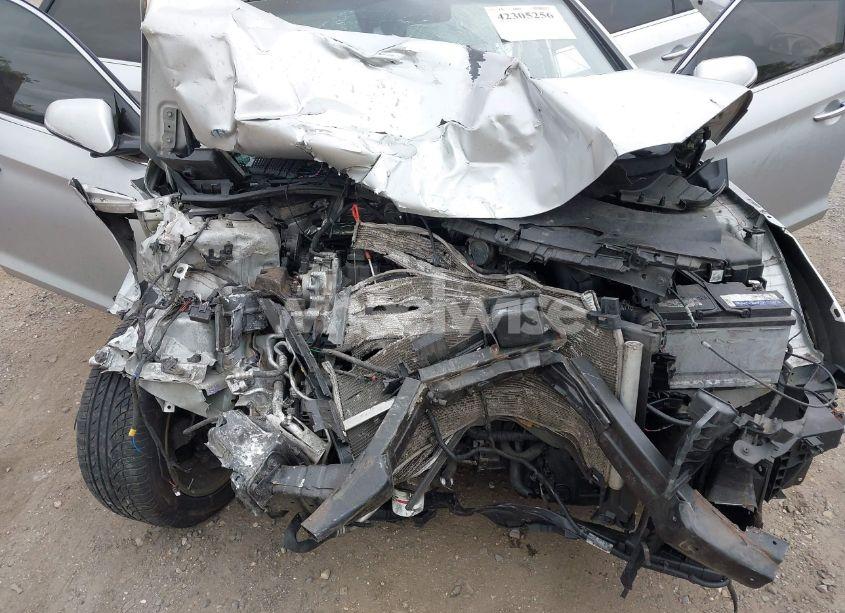 Photo 10 of 2015 Hyundai Sonata LIMITED (VIN 5NPE34AF9FH028446)