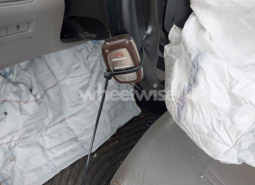 Photo 11 of 2015 Hyundai Sonata LIMITED (VIN 5NPE34AF9FH028446)