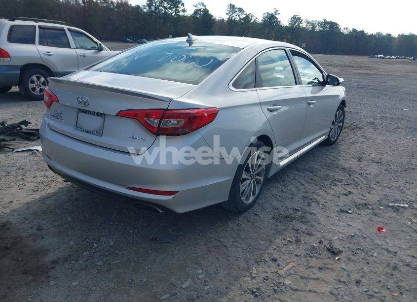 Photo 4 of 2015 Hyundai Sonata SPORT (VIN 5NPE34AF9FH041052)