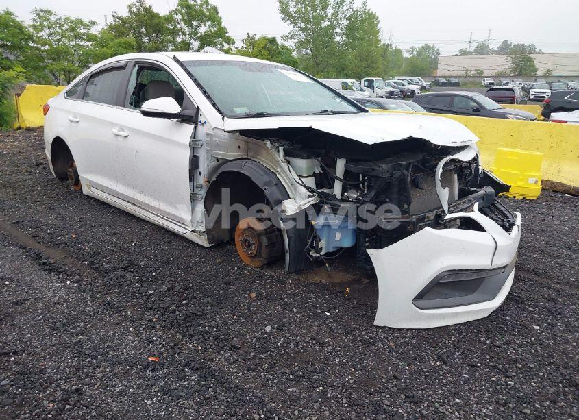 2015 Hyundai Sonata SPORT (VIN 5NPE34AF9FH054304) main photo