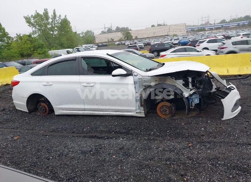 Photo 13 of 2015 Hyundai Sonata SPORT (VIN 5NPE34AF9FH054304)