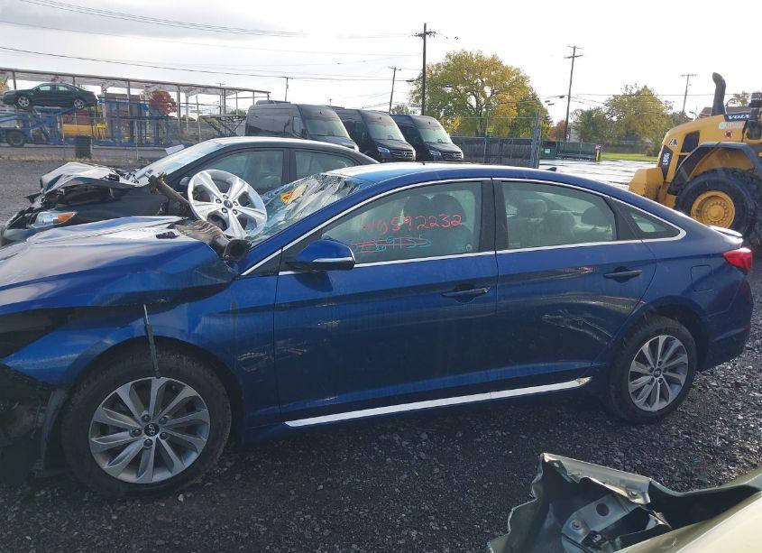 Photo 13 of 2015 Hyundai Sonata SPORT (VIN 5NPE34AF9FH088906)