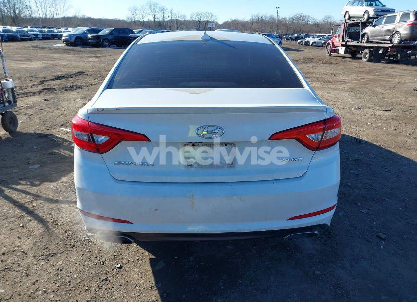 Photo 16 of 2015 Hyundai Sonata SPORT (VIN 5NPE34AF9FH089618)