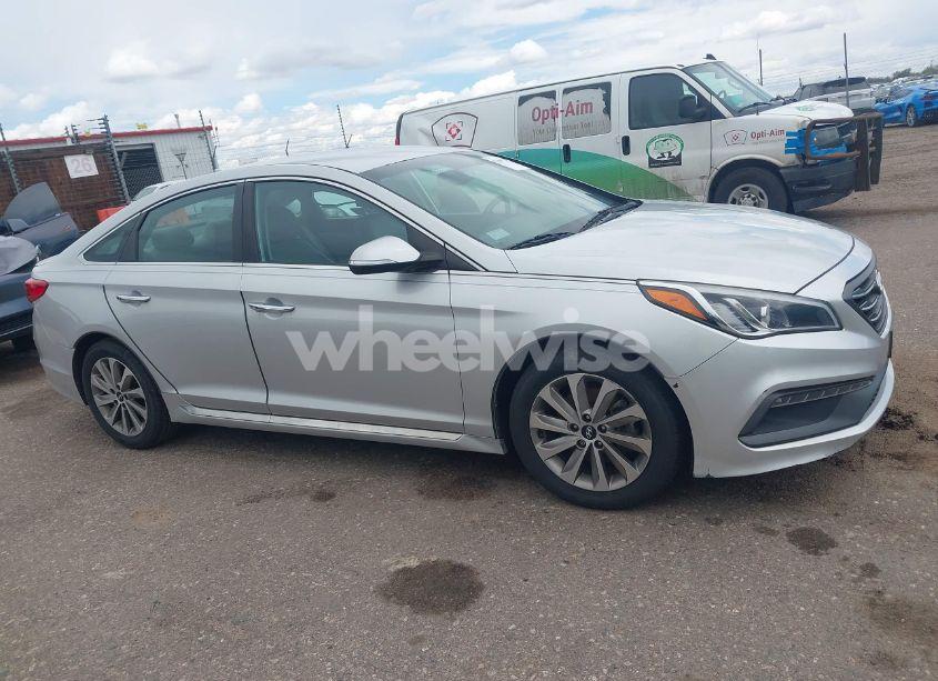 Photo 13 of 2015 Hyundai Sonata SPORT (VIN 5NPE34AF9FH108197)