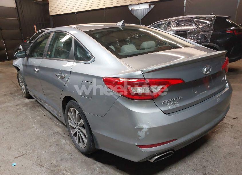Photo 3 of 2015 Hyundai Sonata SPORT (VIN 5NPE34AF9FH108264)