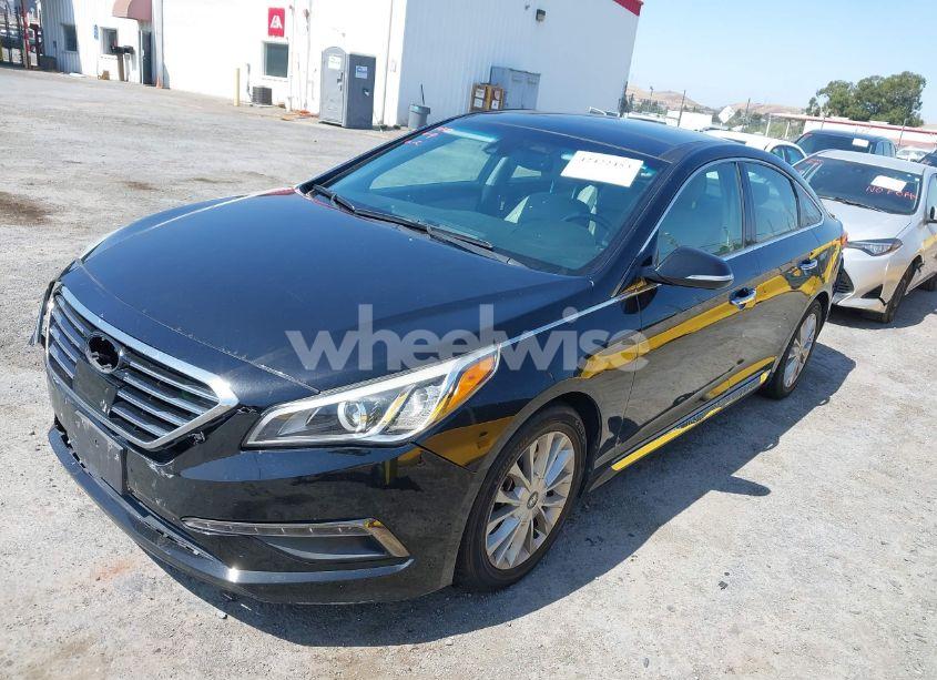 Photo 2 of 2015 Hyundai Sonata LIMITED (VIN 5NPE34AF9FH113934)