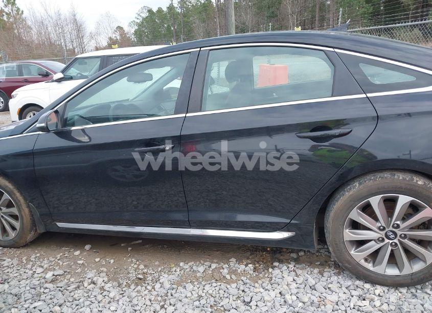 Photo 15 of 2015 Hyundai Sonata SPORT (VIN 5NPE34AF9FH131995)