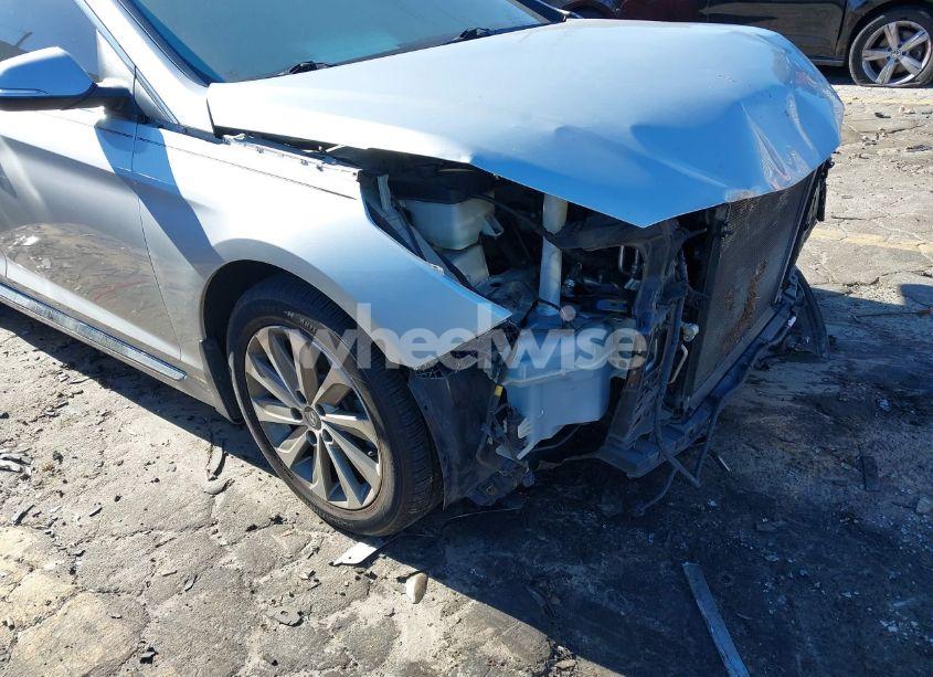 Photo 18 of 2015 Hyundai Sonata SPORT (VIN 5NPE34AF9FH138963)