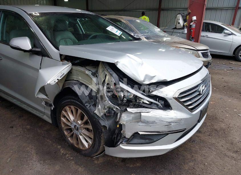 Photo 6 of 2015 Hyundai Sonata LIMITED (VIN 5NPE34AF9FH194076)