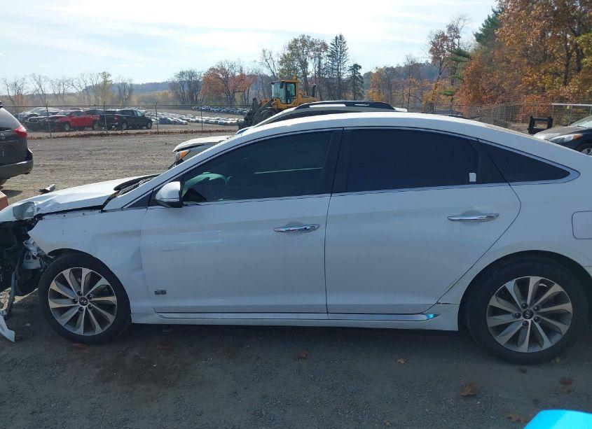 Photo 14 of 2015 Hyundai Sonata SPORT (VIN 5NPE34AF9FH202631)