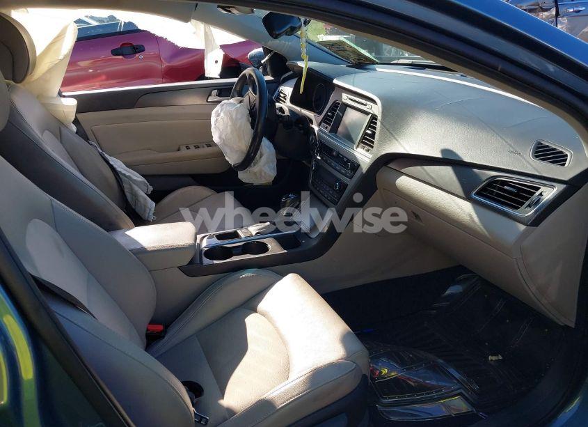 Photo 5 of 2016 Hyundai Sonata SPORT (VIN 5NPE34AF9GH267321)