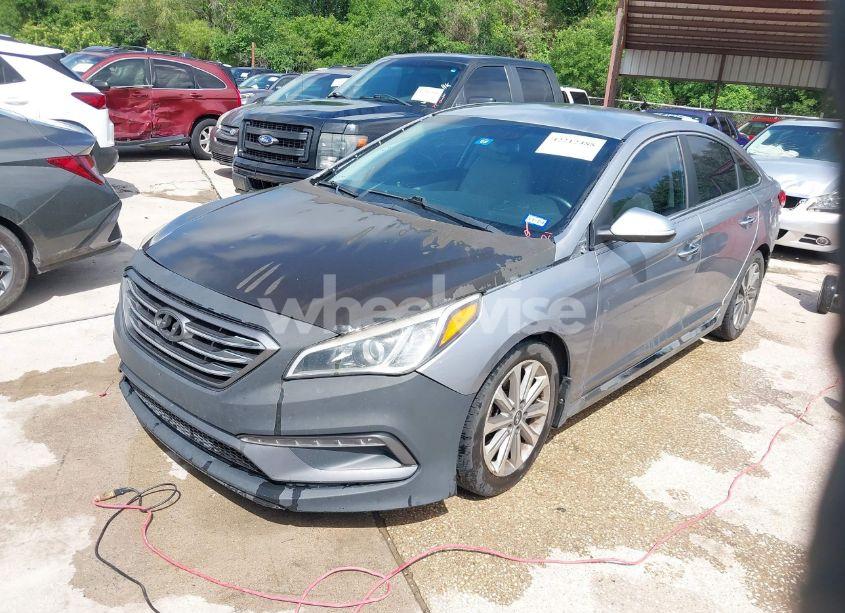 Photo 2 of 2016 Hyundai Sonata SPORT (VIN 5NPE34AF9GH299993)