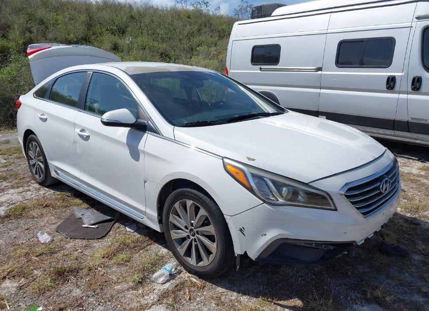2016 Hyundai Sonata SPORT (VIN 5NPE34AF9GH305310) main photo