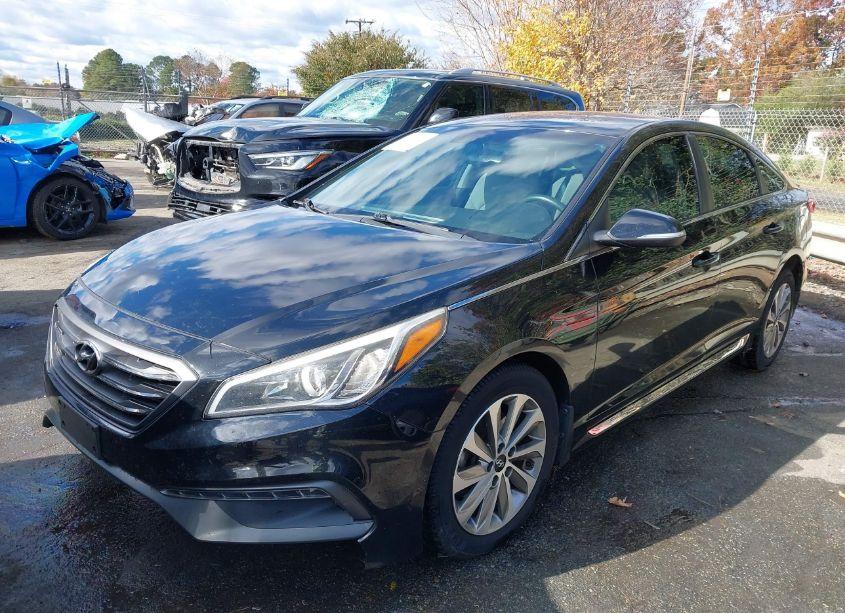 Photo 2 of 2016 Hyundai Sonata SPORT (VIN 5NPE34AF9GH322396)