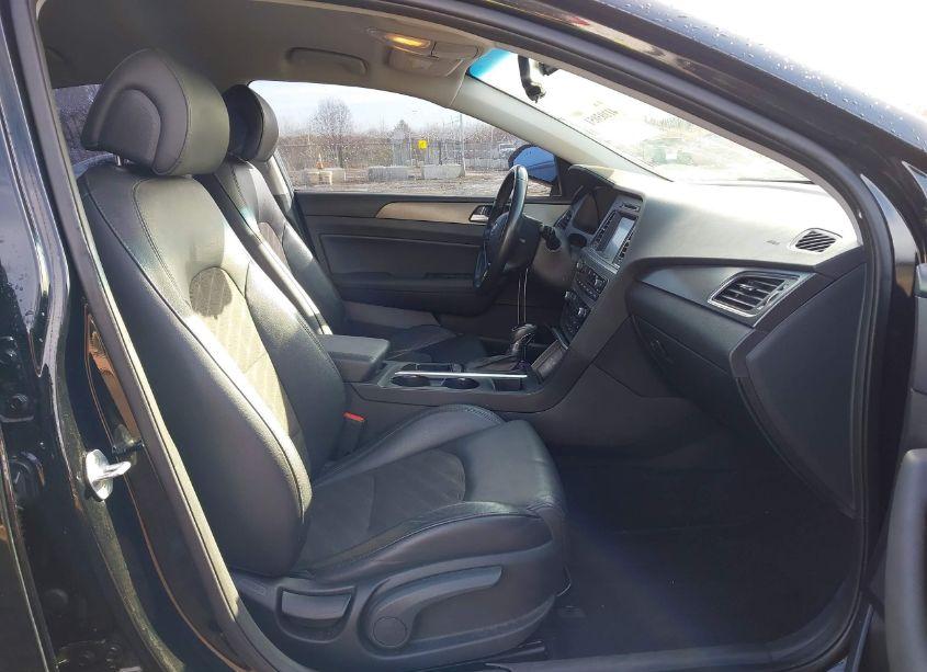 Photo 5 of 2016 Hyundai Sonata SPORT (VIN 5NPE34AF9GH333530)