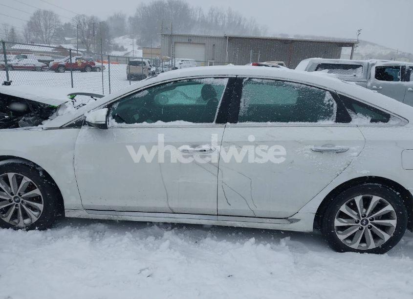 Photo 15 of 2016 Hyundai Sonata SPORT (VIN 5NPE34AF9GH345838)