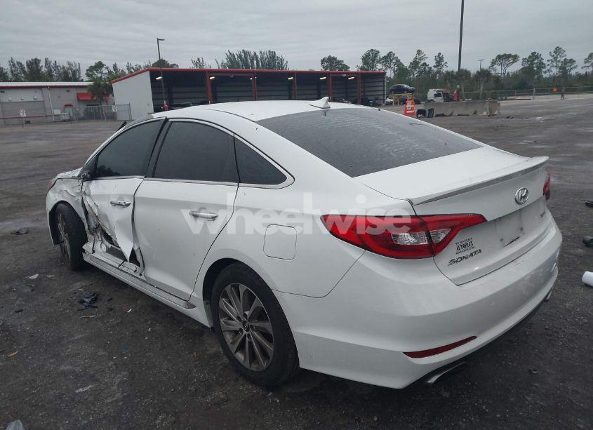 Photo 3 of 2016 Hyundai Sonata SPORT (VIN 5NPE34AF9GH397129)