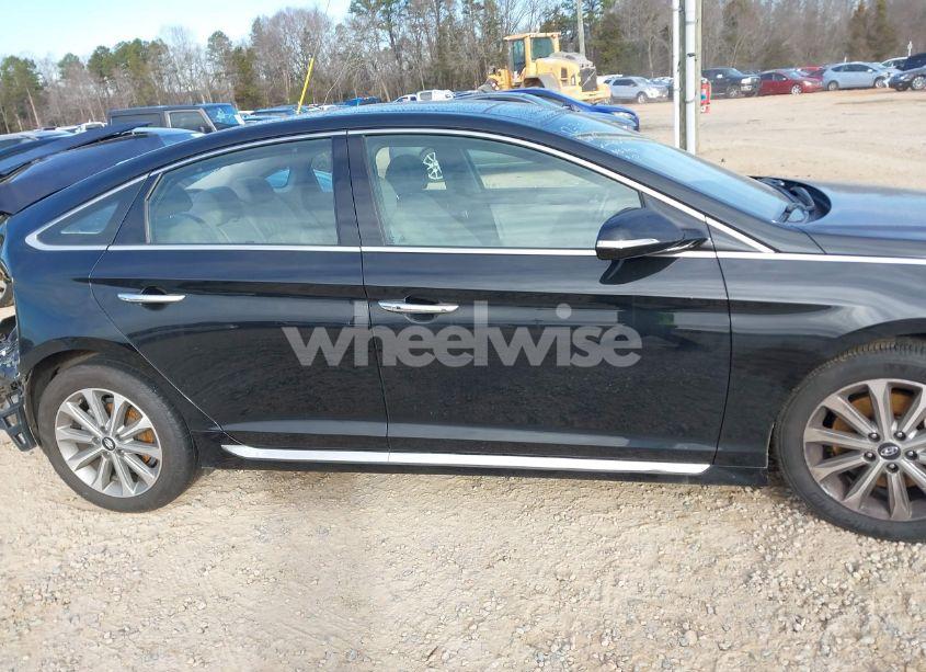 Photo 12 of 2016 Hyundai Sonata LIMITED (VIN 5NPE34AF9GH406329)