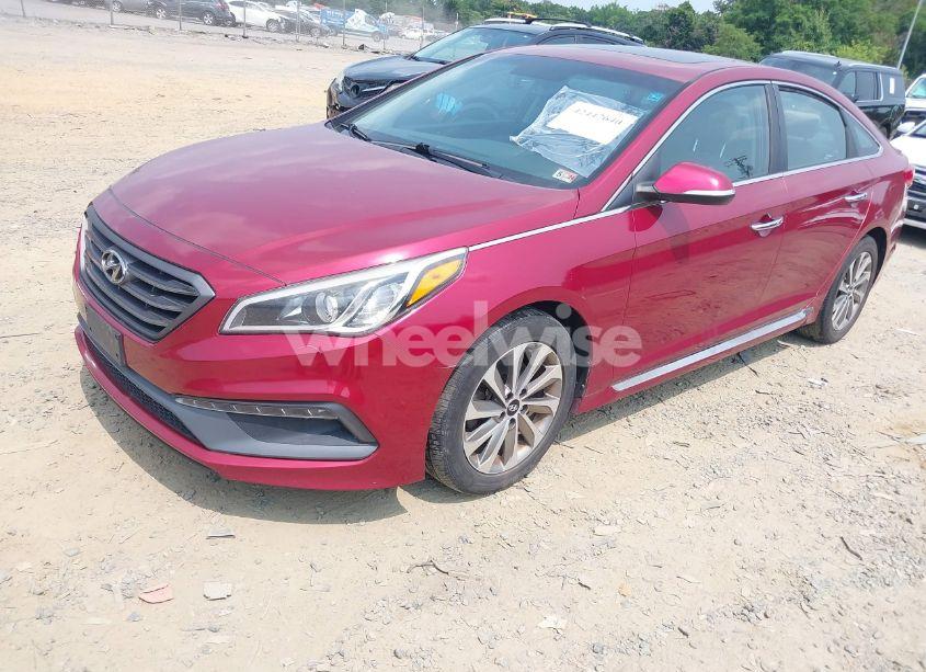 Photo 2 of 2016 Hyundai Sonata SPORT (VIN 5NPE34AF9GH413569)