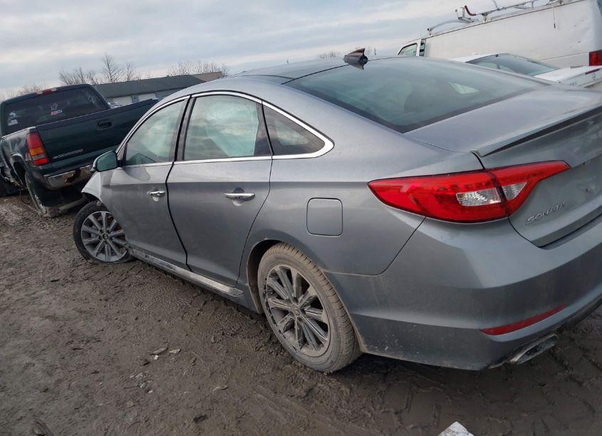 Photo 15 of 2016 Hyundai Sonata LIMITED (VIN 5NPE34AF9GH429741)