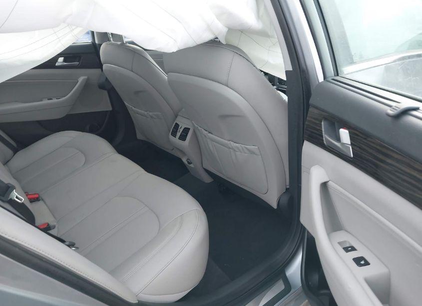Photo 8 of 2016 Hyundai Sonata LIMITED (VIN 5NPE34AF9GH429741)
