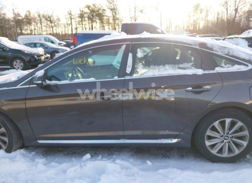 Photo 13 of 2017 Hyundai Sonata SPORT (VIN 5NPE34AF9HH463955)