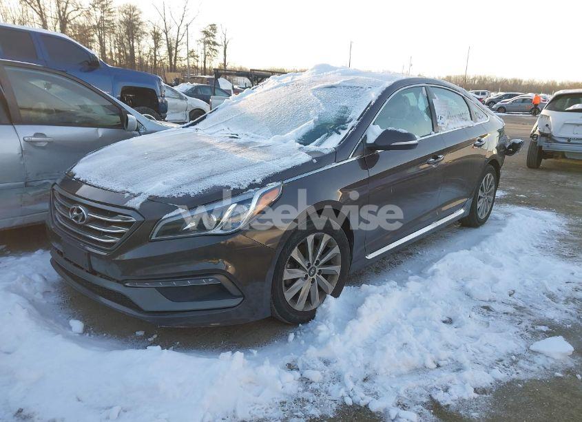 Photo 2 of 2017 Hyundai Sonata SPORT (VIN 5NPE34AF9HH463955)
