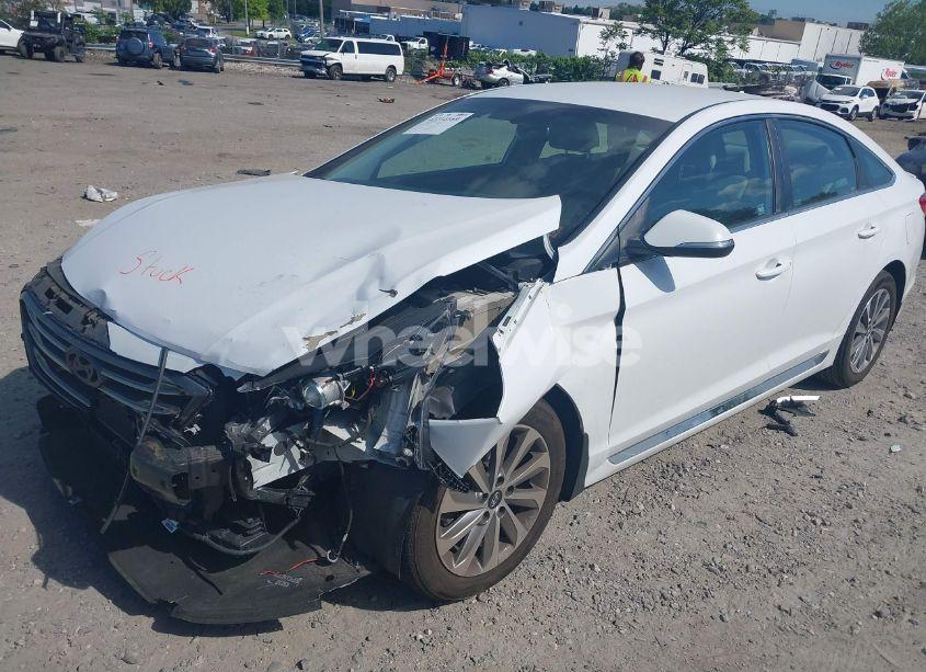Photo 2 of 2017 Hyundai Sonata SPORT (VIN 5NPE34AF9HH466936)