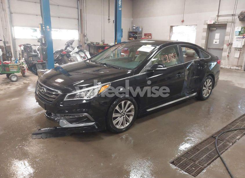 Photo 2 of 2017 Hyundai Sonata SPORT (VIN 5NPE34AF9HH554790)