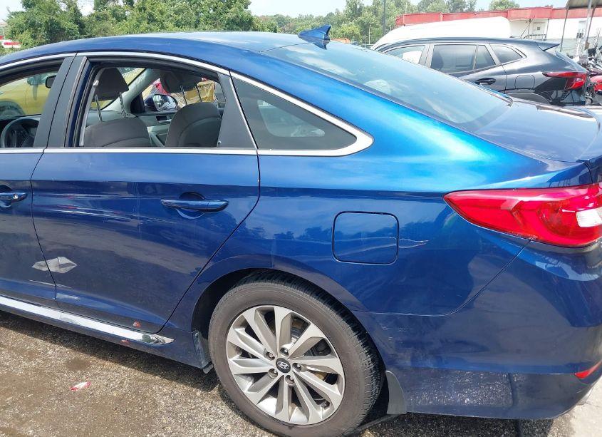Photo 6 of 2017 Hyundai Sonata SPORT (VIN 5NPE34AF9HH556040)