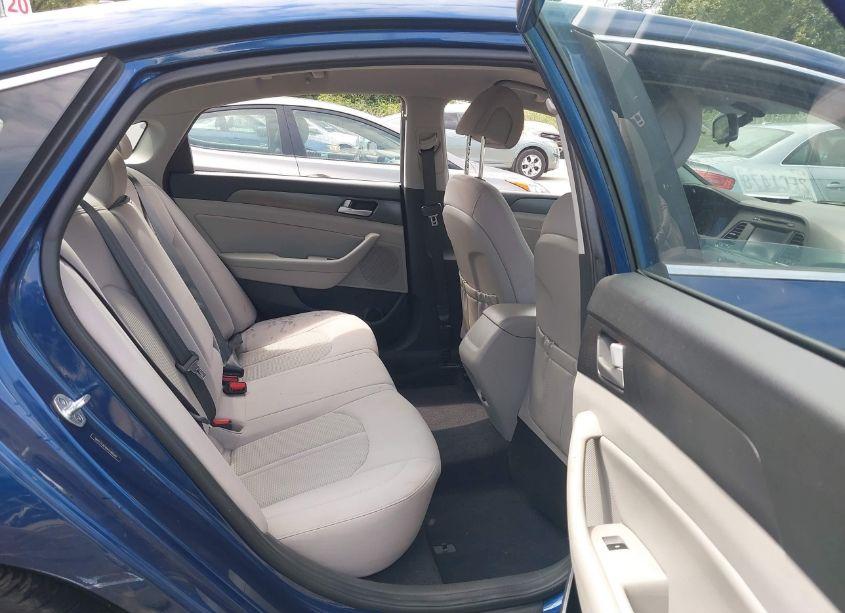 Photo 8 of 2017 Hyundai Sonata SPORT (VIN 5NPE34AF9HH556040)