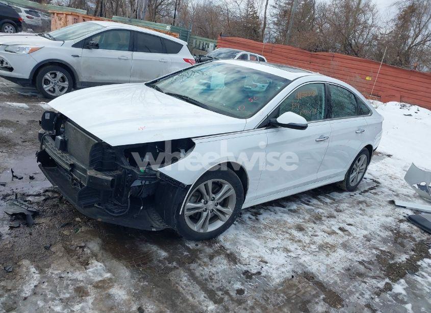 Photo 2 of 2018 Hyundai Sonata LIMITED (VIN 5NPE34AF9JH640090)