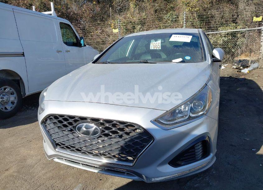 Photo 12 of 2018 Hyundai Sonata SPORT (VIN 5NPE34AF9JH685501)