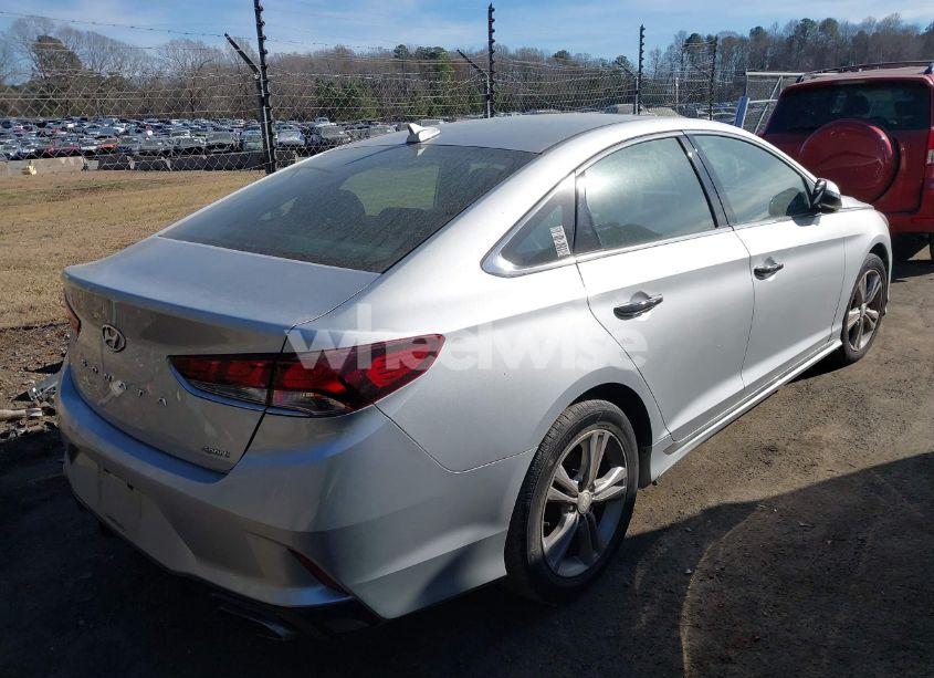 Photo 4 of 2018 Hyundai Sonata SPORT (VIN 5NPE34AF9JH685501)