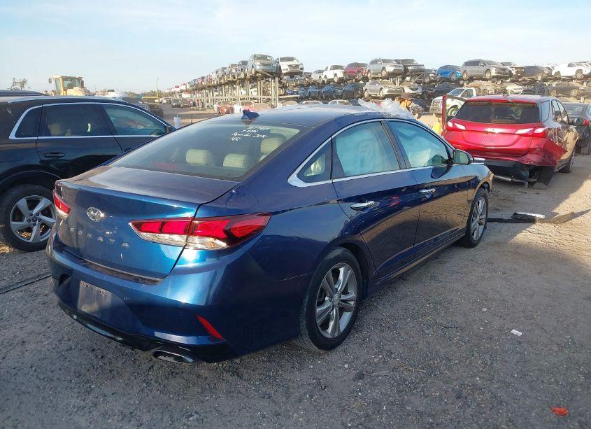 Photo 4 of 2018 Hyundai Sonata LIMITED (VIN 5NPE34AF9JH692576)