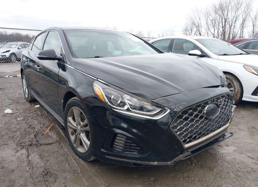 2018 Hyundai Sonata SPORT (VIN 5NPE34AF9JH694666) main photo