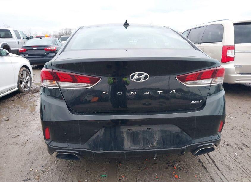 Photo 16 of 2018 Hyundai Sonata SPORT (VIN 5NPE34AF9JH694666)
