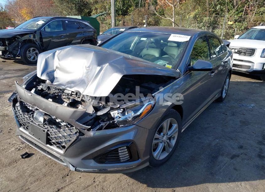 Photo 2 of 2018 Hyundai Sonata SPORT (VIN 5NPE34AF9JH697440)