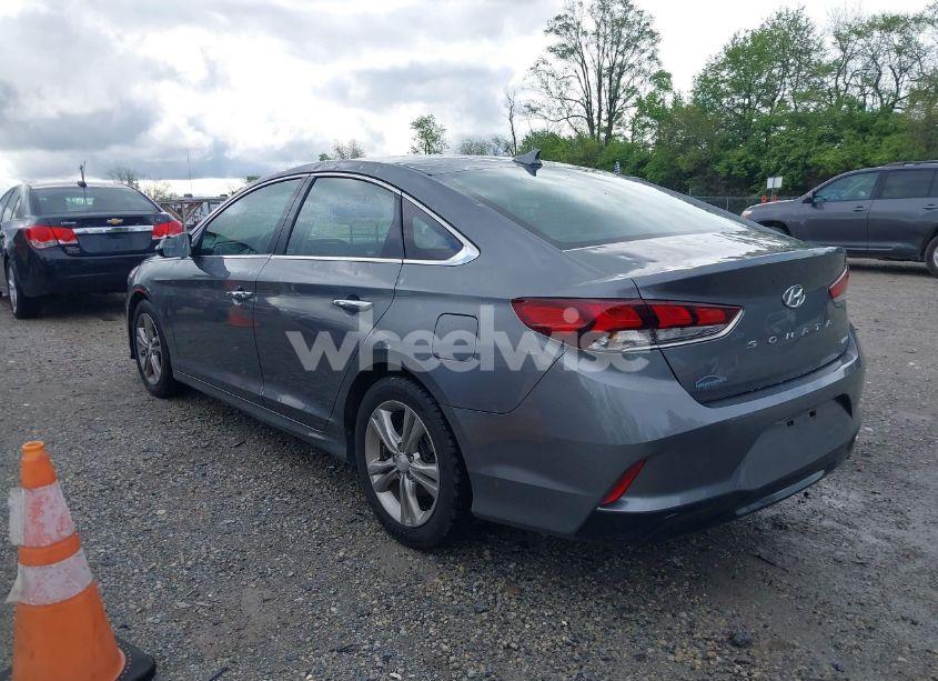 Photo 3 of 2018 Hyundai Sonata LIMITED (VIN 5NPE34AF9JH724099)